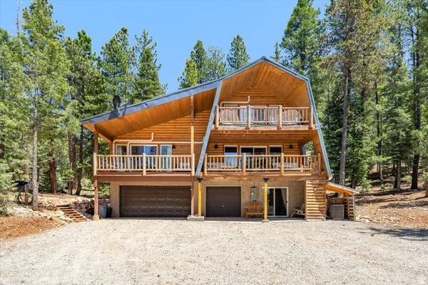 $590,000 | 570 Skyline Circle, Duck Creek Village, UT 84762