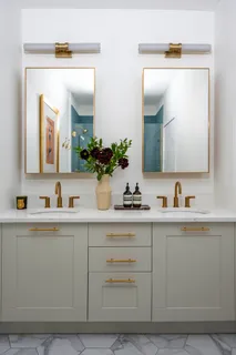 $675,000 | 744 North Clark Street, Unit 1001, Chicago, IL 60654