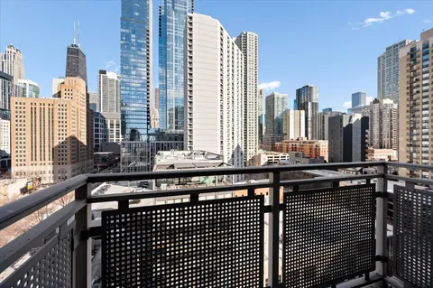 $675,000 | 744 North Clark Street, Unit 1001, Chicago, IL 60654