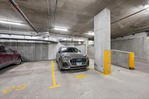 $675,000 | 744 North Clark Street, Unit 1001, Chicago, IL 60654