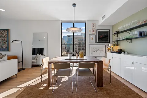 $675,000 | 744 North Clark Street, Unit 1001, Chicago, IL 60654