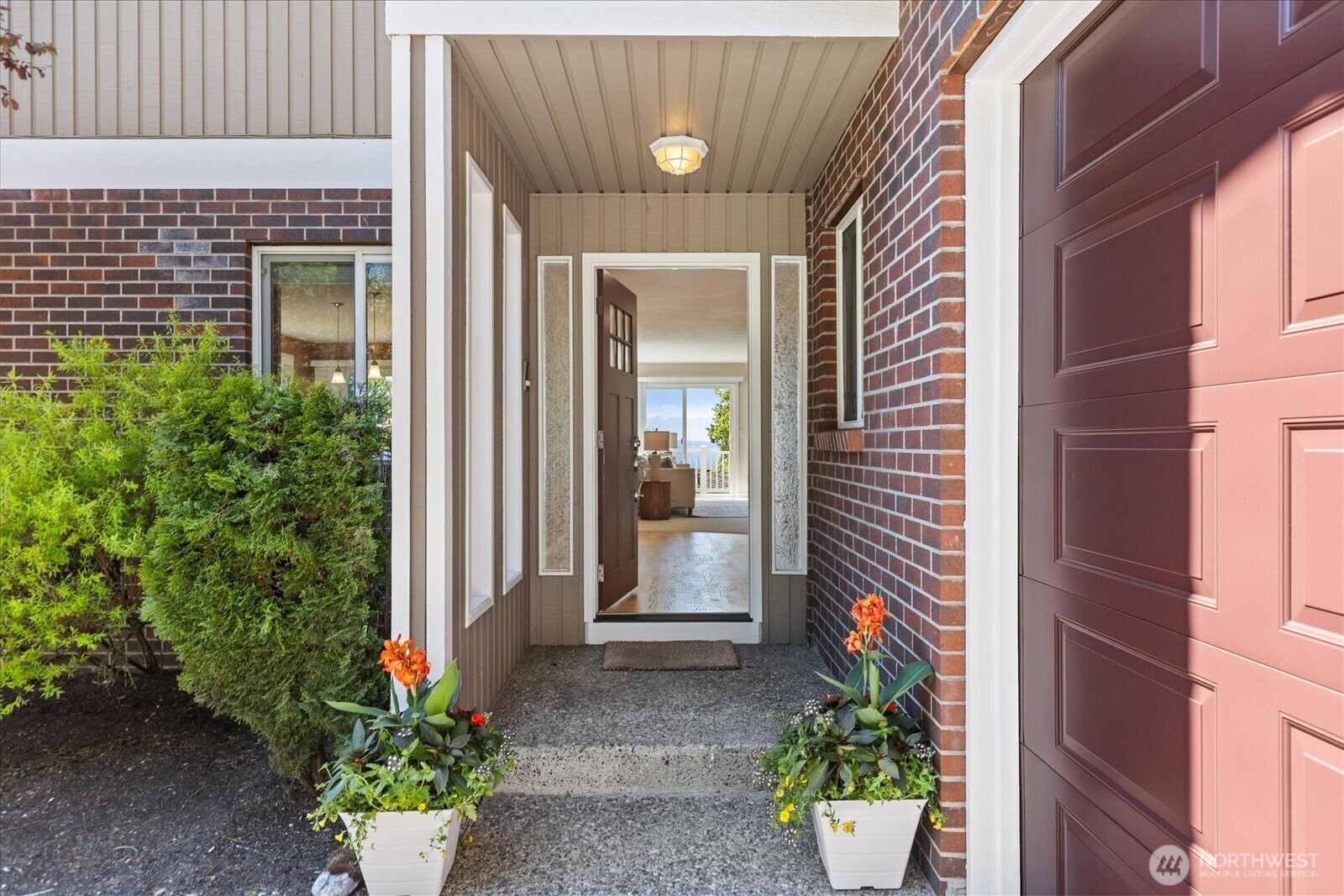 16209 70th Place West Edmonds, WA 98026 - Photo 3 of 39