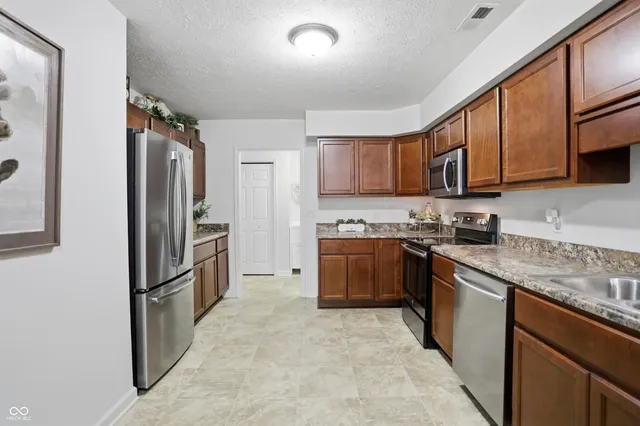 $204,900 | 6124 Timberlake Boulevard, Indianapolis, IN 46237