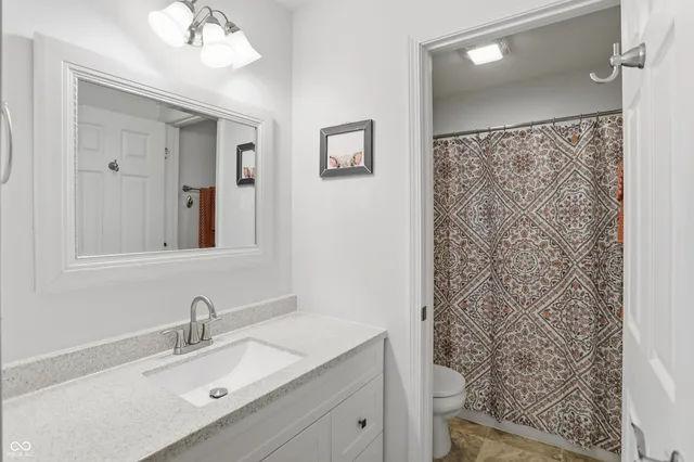 $204,900 | 6124 Timberlake Boulevard, Indianapolis, IN 46237