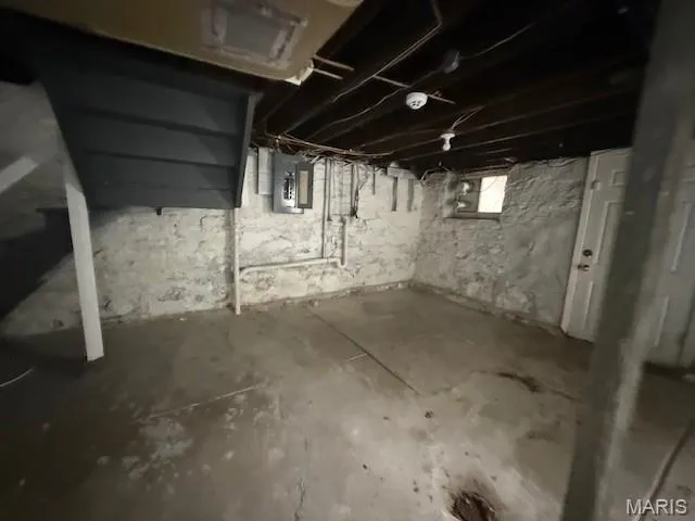 $189,500 | 1012 Bates Street, St. Louis, MO 63111