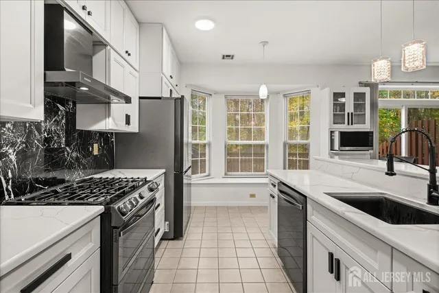 $699,000 | 76 Ashford Drive, Plainsboro, NJ 08536