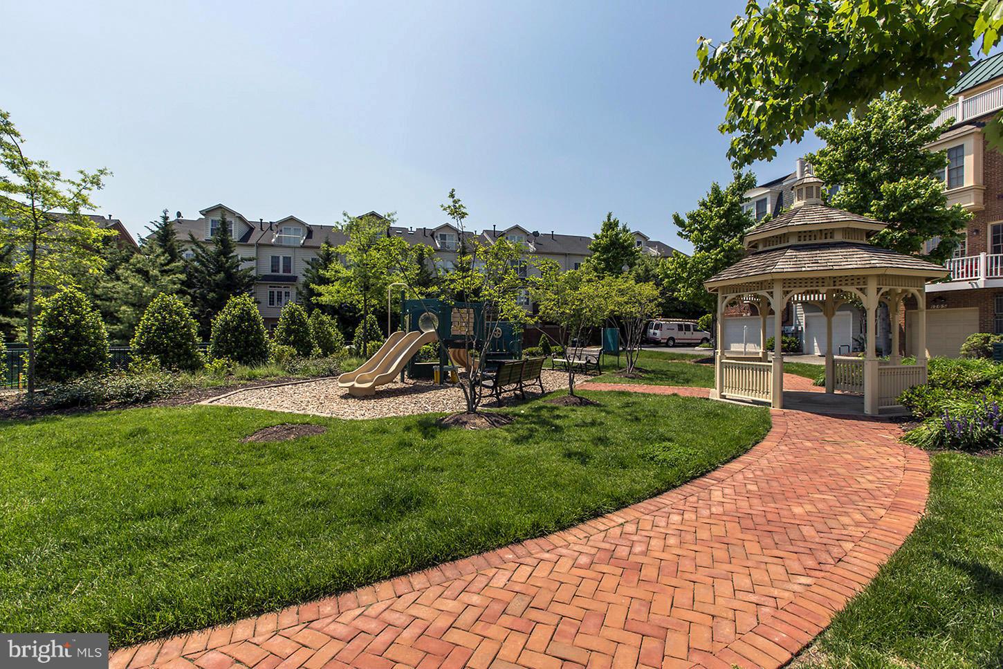 730 Carpenter Road Alexandria, VA 22314 - Photo 6 of 12 Pocket Parks & Tot Lot