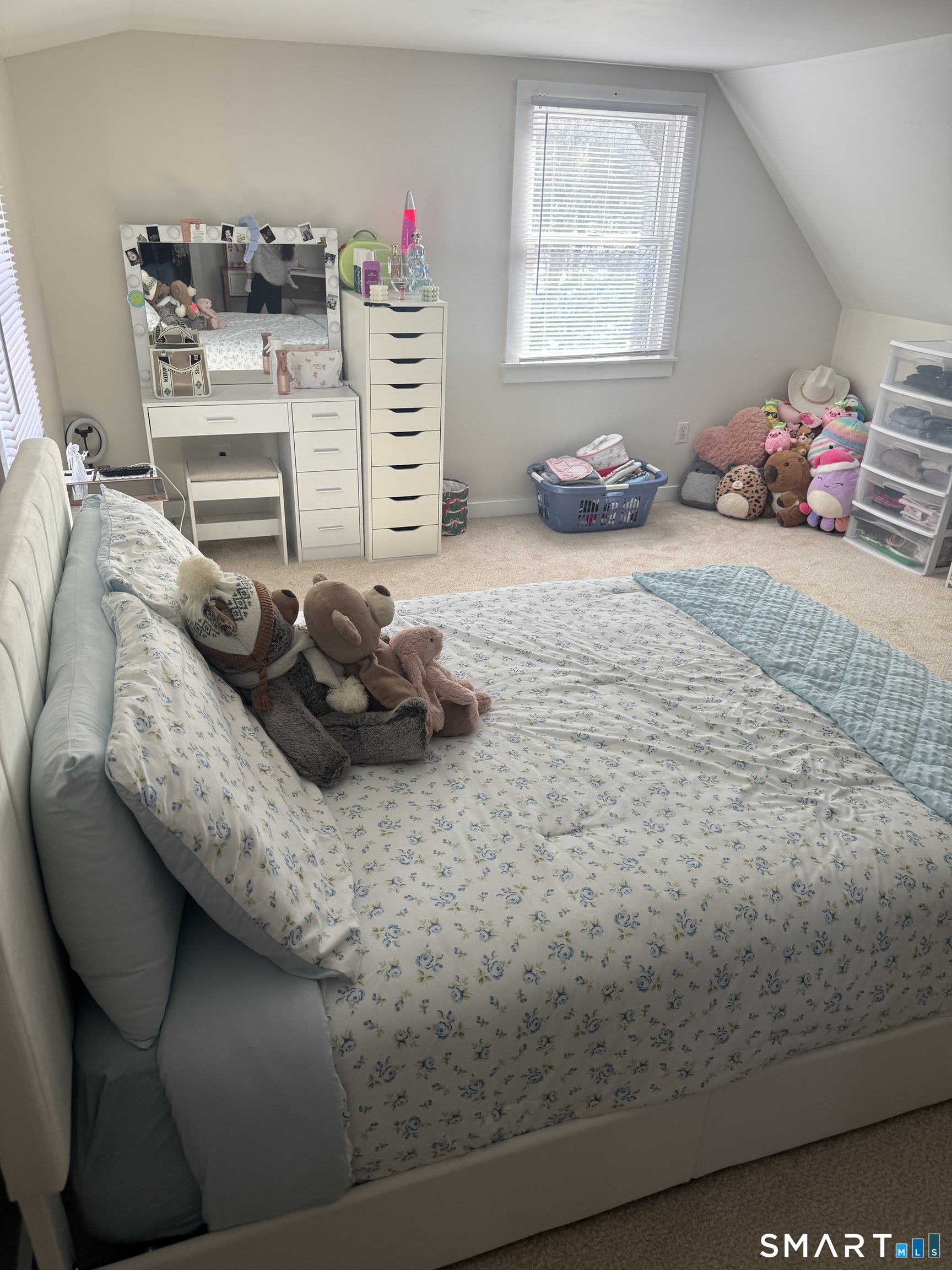 429 Lakeside Road Morris, CT 06763 - Photo 11 of 68