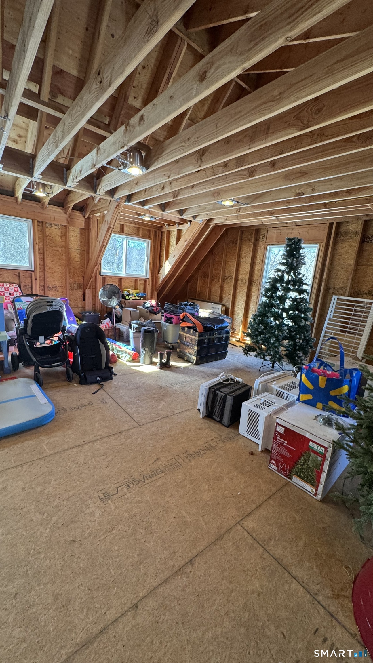 429 Lakeside Road Morris, CT 06763 - Photo 15 of 68