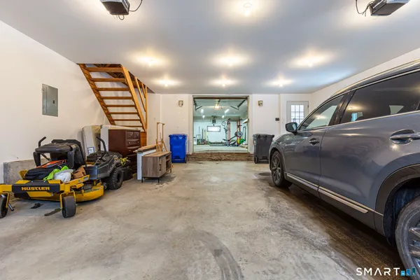 $599,000 | 429 Lakeside Road, Morris, CT 06763