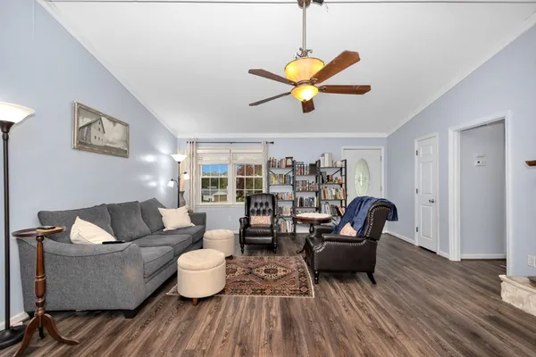 $249,000 | 310 North Oxford Circle, Meridianville, AL 35759