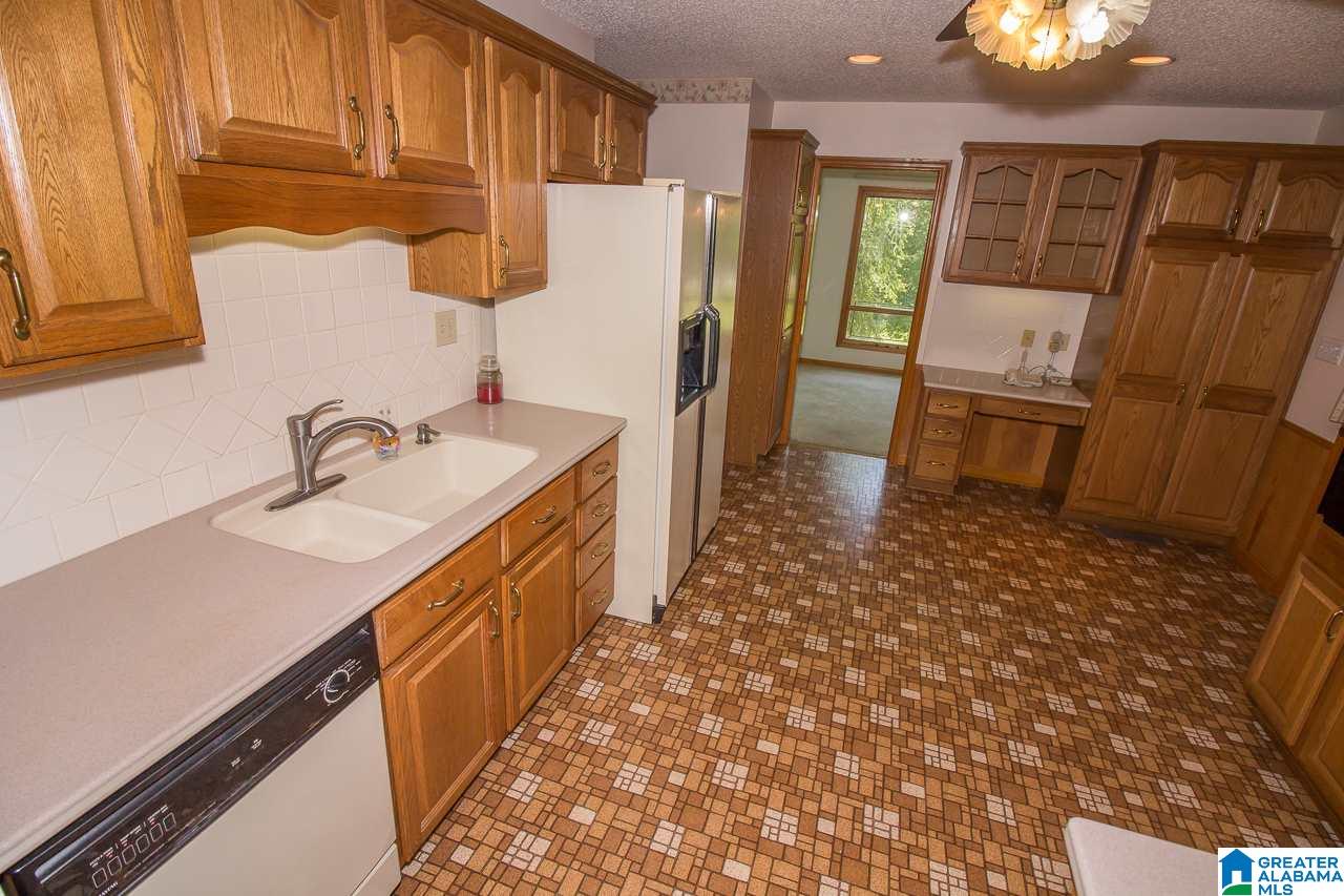 620 Portercrest Road Graysville, AL 35073 - Photo 16 of 45