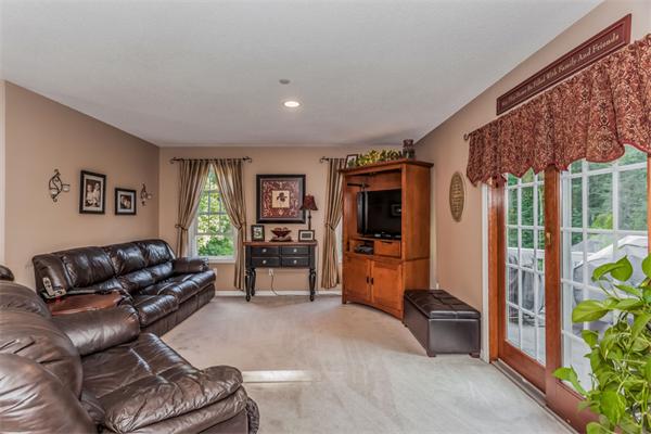 21 Warren Road Wilbraham, MA 01095 - Photo 11 of 30