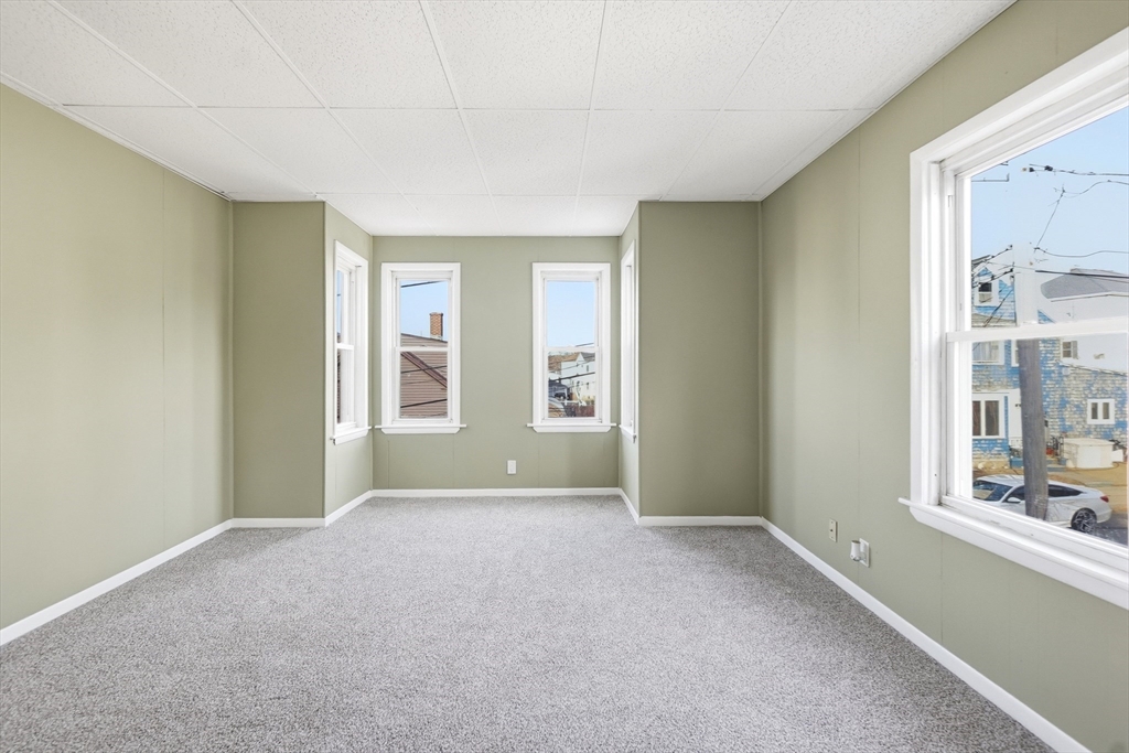 23 Lexington Street, Unit 2 Fall River, MA 02723 - Photo 24 of 37