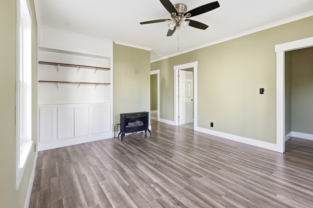 23 Lexington Street, Unit 2 Fall River, MA 02723 - Photo 4 of 37