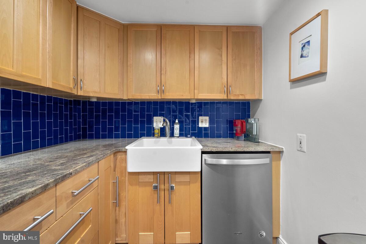 1434 Potomac Avenue Southeast, Unit 2 Washington, DC 20003 - Photo 15 of 28