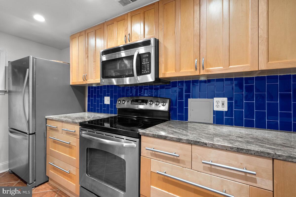 1434 Potomac Avenue Southeast, Unit 2 Washington, DC 20003 - Photo 16 of 28