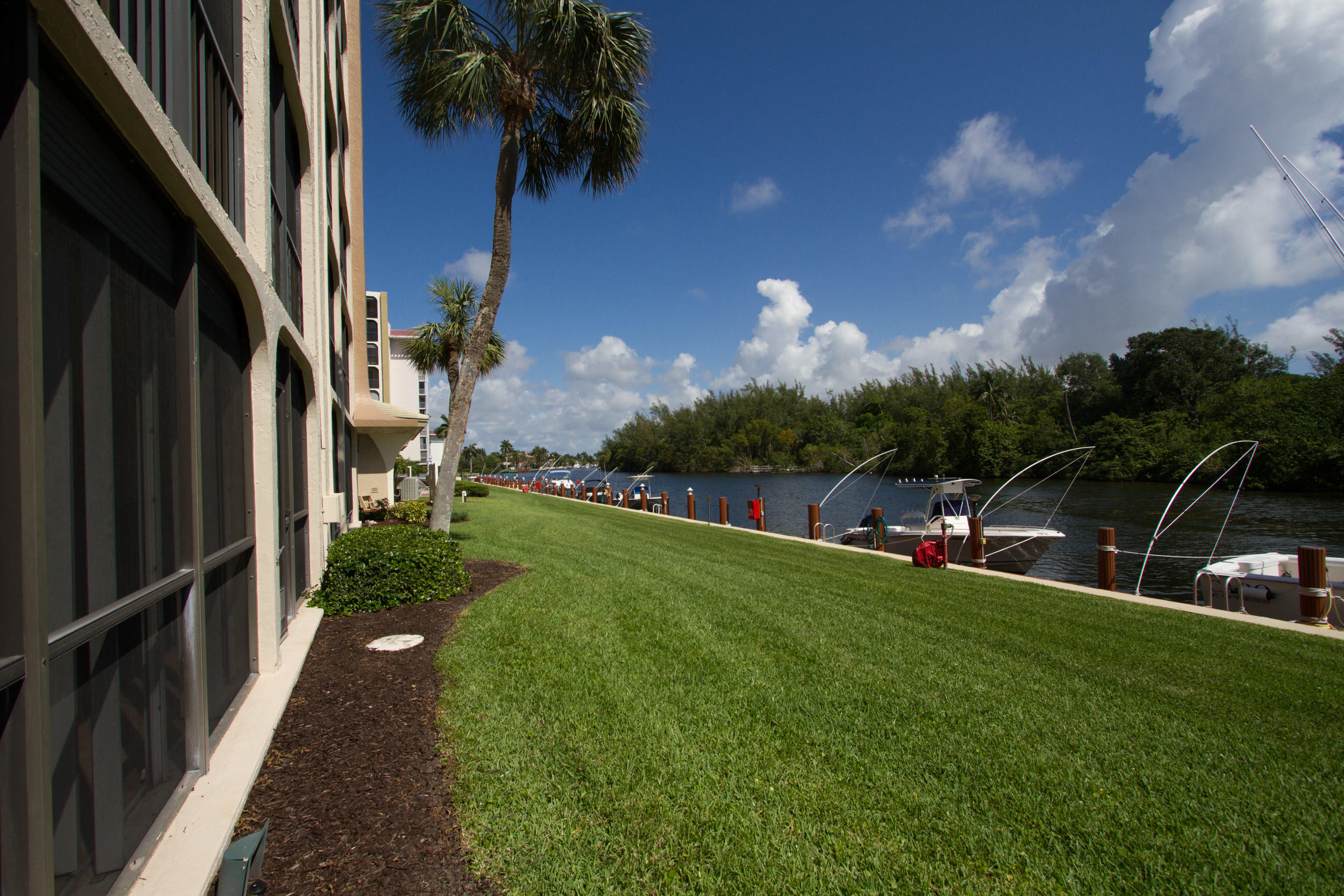 1631 Riverview Road, Unit 306 Deerfield Beach, FL 33441 - Photo 33 of 56 DOCKSIDE