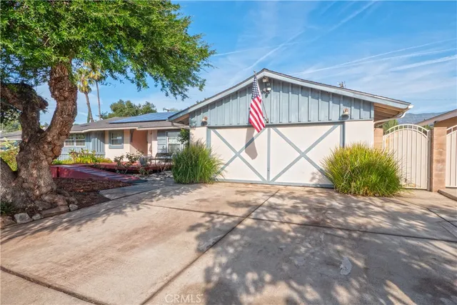 $999,888 | 641 Ridgefield Drive, Claremont, CA 91711