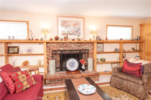 $1,065,000 | 641 Ridgefield Drive, Claremont, CA 91711