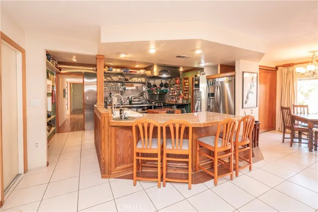 $999,888 | 641 Ridgefield Drive, Claremont, CA 91711