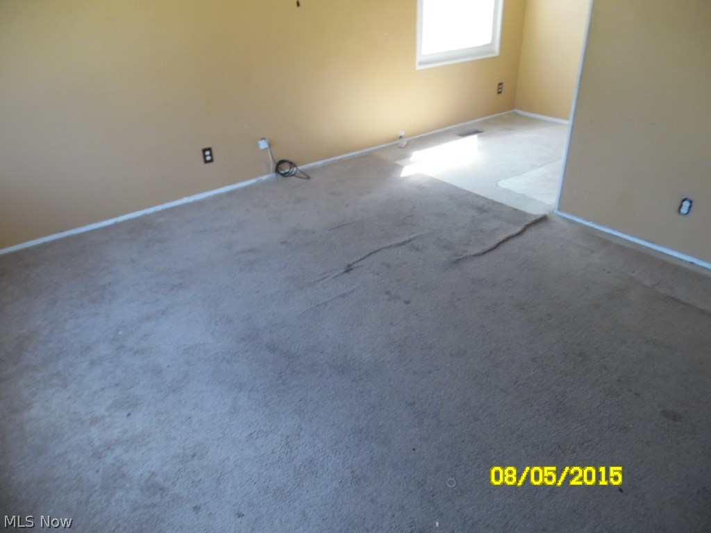 20118 Longbrook Road Warrensville Heights, OH 44128 - Photo 2 of 7