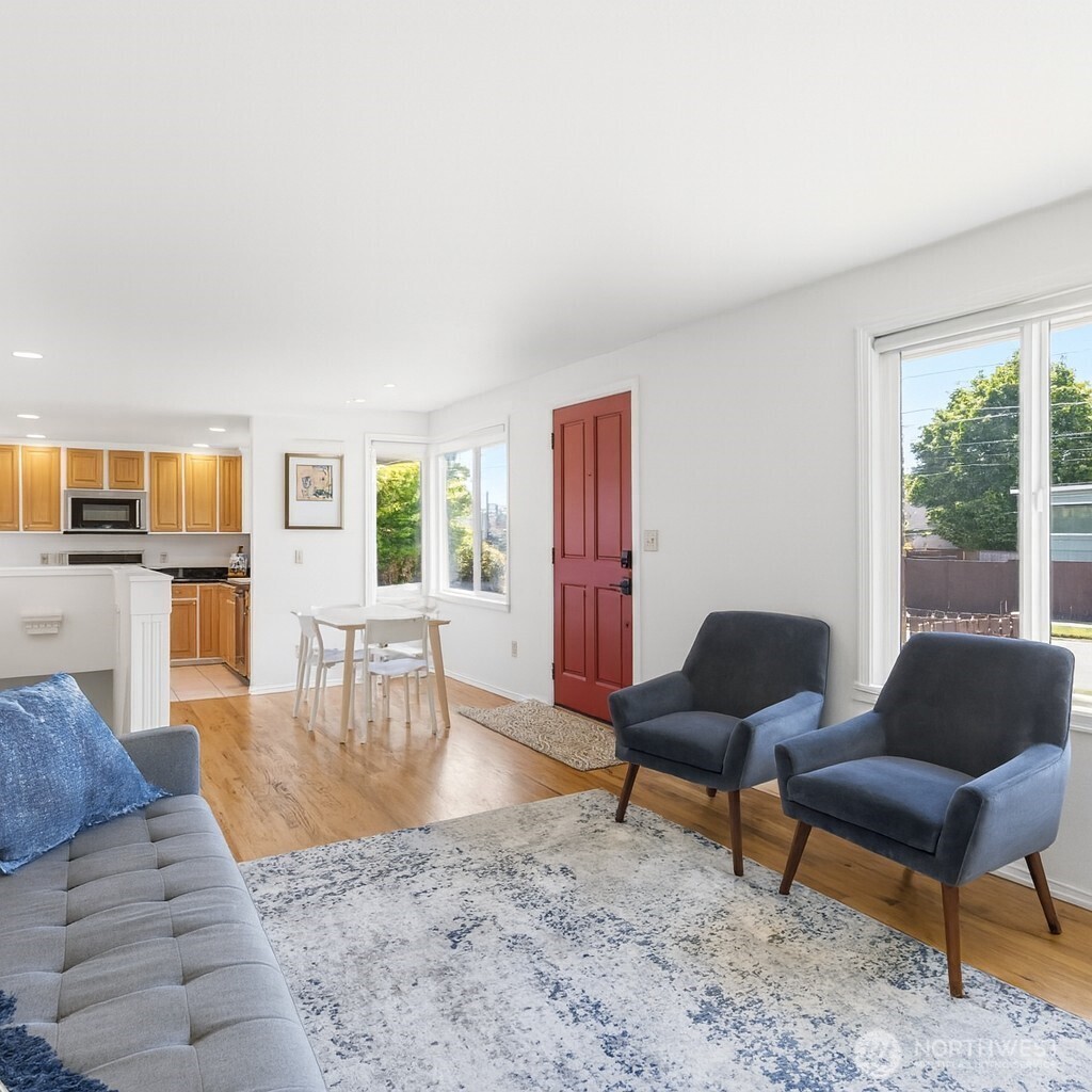 3514 Southwest Manning Street Seattle, WA 98126 - Photo 3 of 26