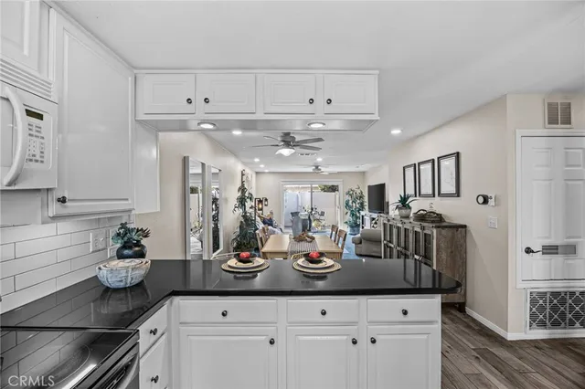 $639,900 | 1881 Mitchell Avenue, Unit 18, Tustin, CA 92780