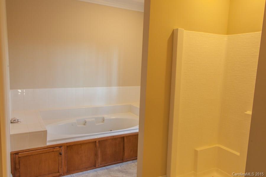 707 Cooks Cove Ridge Clover, SC 29710 - Photo 12 of 18 a bathroom with a bathtub