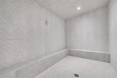 $415,000 | 11113 Biscayne Boulevard, Unit 255, Miami, FL 33181