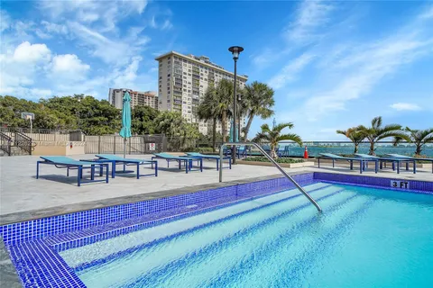 $415,000 | 11113 Biscayne Boulevard, Unit 255, Miami, FL 33181