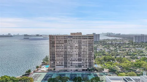 $415,000 | 11113 Biscayne Boulevard, Unit 255, Miami, FL 33181
