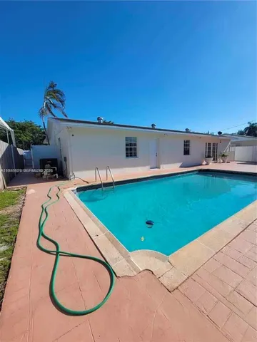$3,700 | 12305 Southwest 42nd Street, Miami, FL 33175