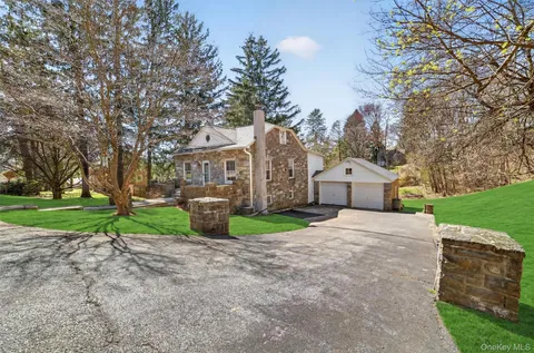 $599,000 | 17 Hillside Terrace, Amawalk, NY 10501