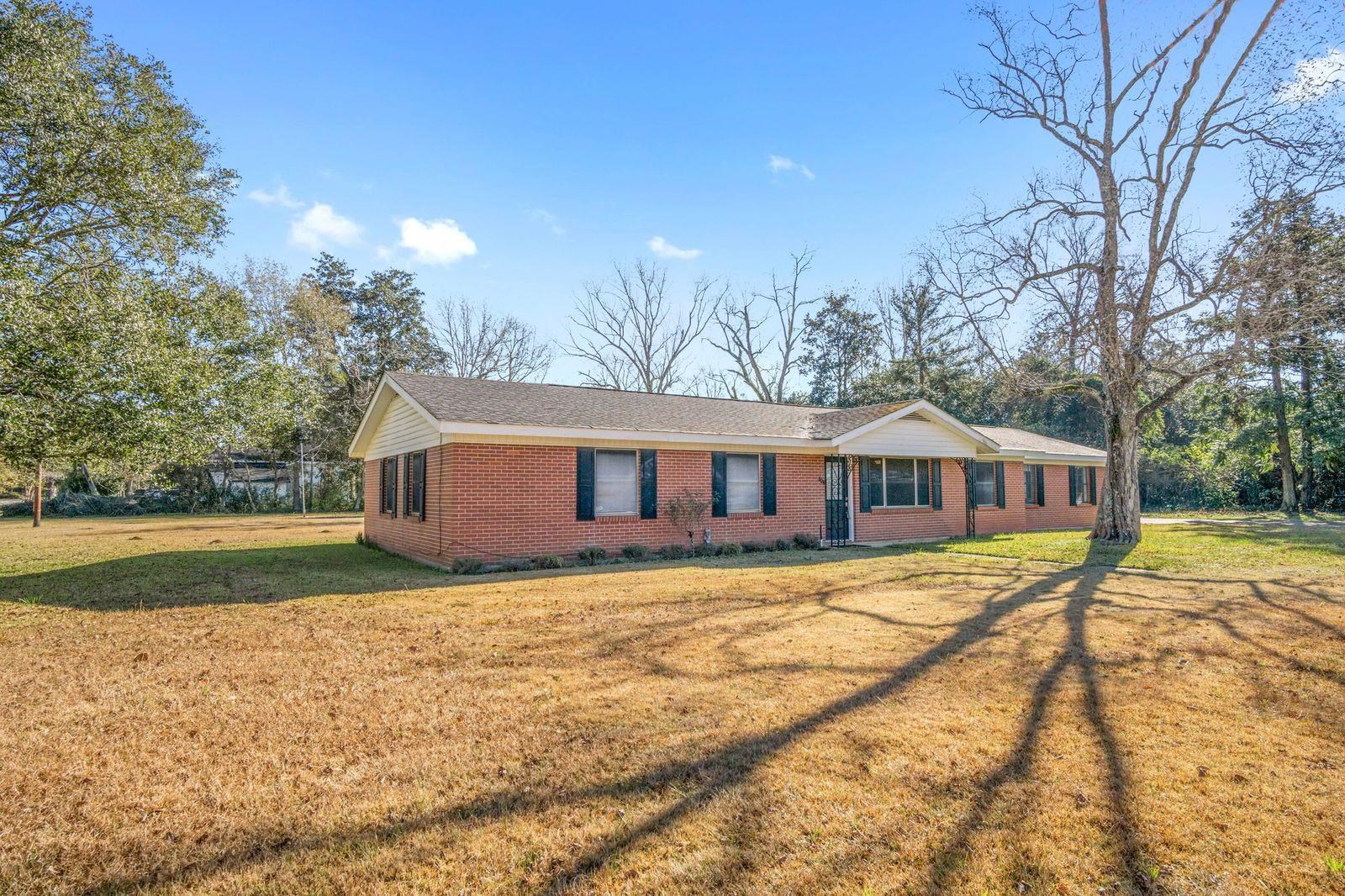 608 North Day Avenue Bay Minette, AL 36507 - Photo 1 of 24
