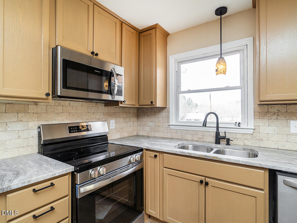 512 Monroe Holt Road Graham, NC 27253 - Photo 14 of 49 15 512_MonroeHoltRd Kitchen4_MLS
