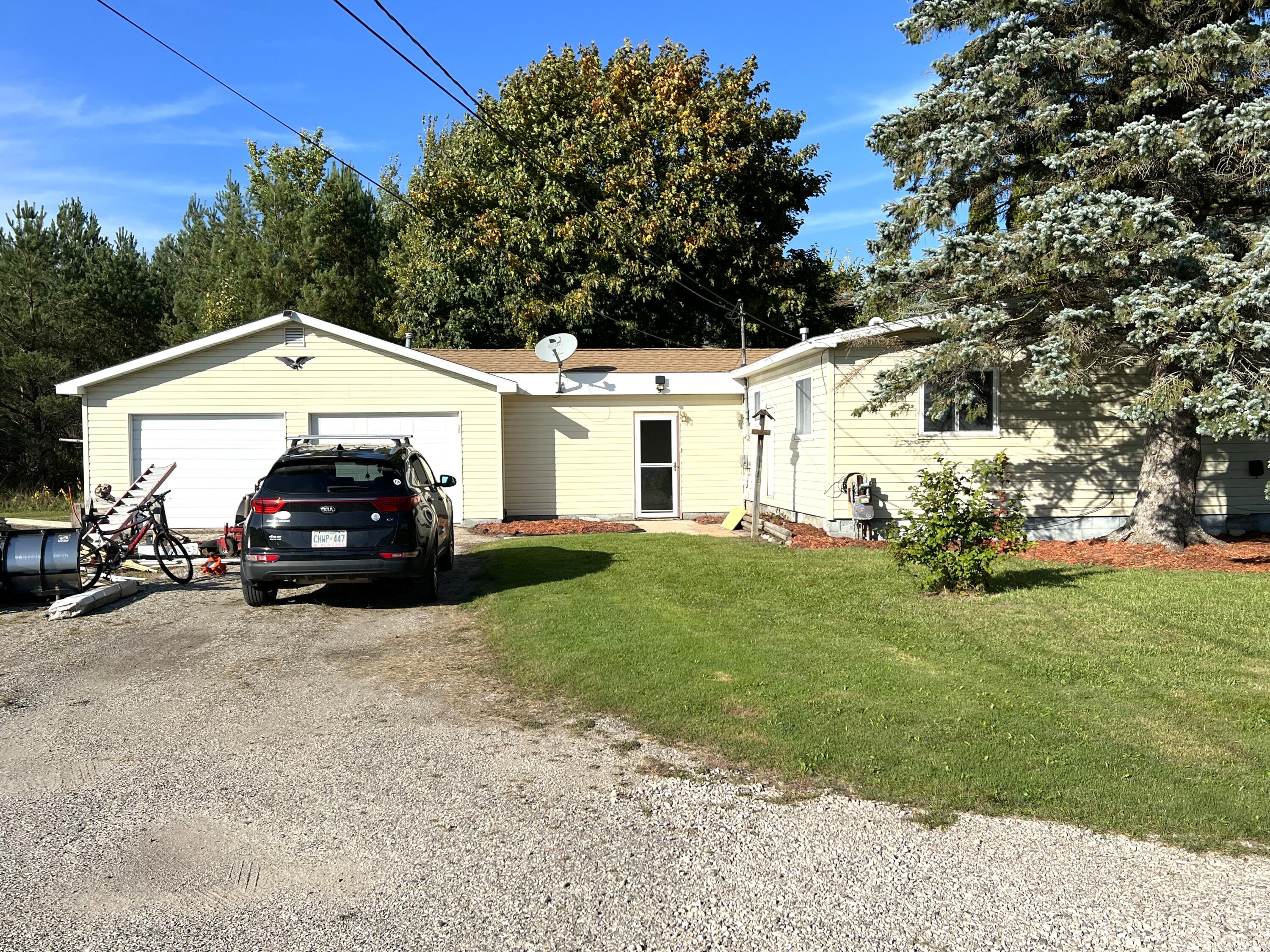 10235 Townline Road Cheboygan, MI 49721 - Photo 3 of 21 Gallery Image 3