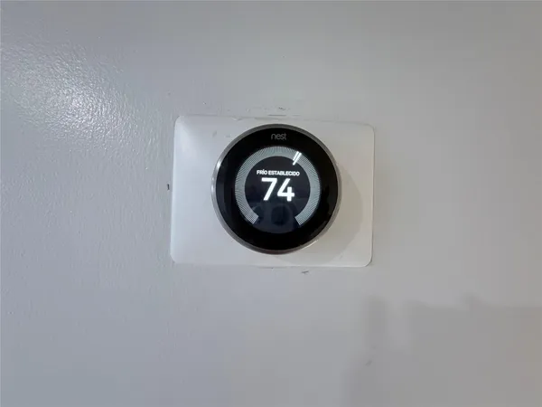 $1,750 | 801 Southwest 133rd Terrace, Unit 410K, Pembroke Pines, FL 33027