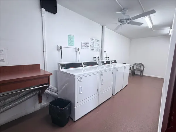 $1,750 | 801 Southwest 133rd Terrace, Unit 410K, Pembroke Pines, FL 33027