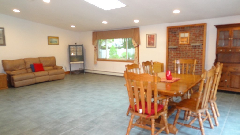 11 Greenleaf Road Natick, MA 01760 - Photo 9 of 17 Gallery Image 9