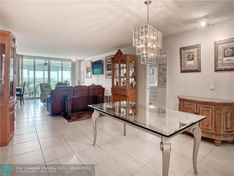 3510 Oaks Way, Unit 702 Pompano Beach, FL 33069 - Photo 3 of 42