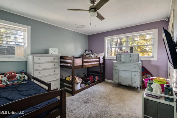 $325,000 | 1777 Starlanding Road East, Southaven, MS 38651