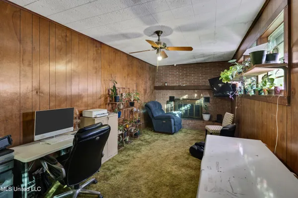 $325,000 | 1777 Starlanding Road East, Southaven, MS 38651