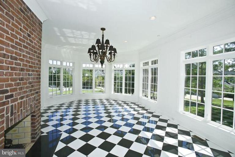 11504 Highland Farm Road Potomac, MD 20854 - Photo 6 of 7 Solarium
