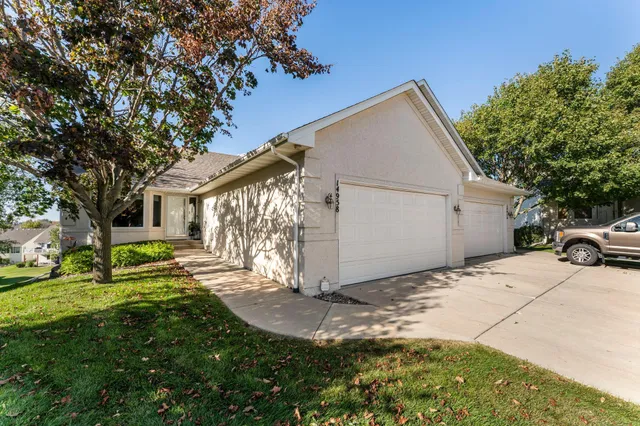 $550,000 | 14958 Summit Circle Northwest, Prior Lake, MN 55372