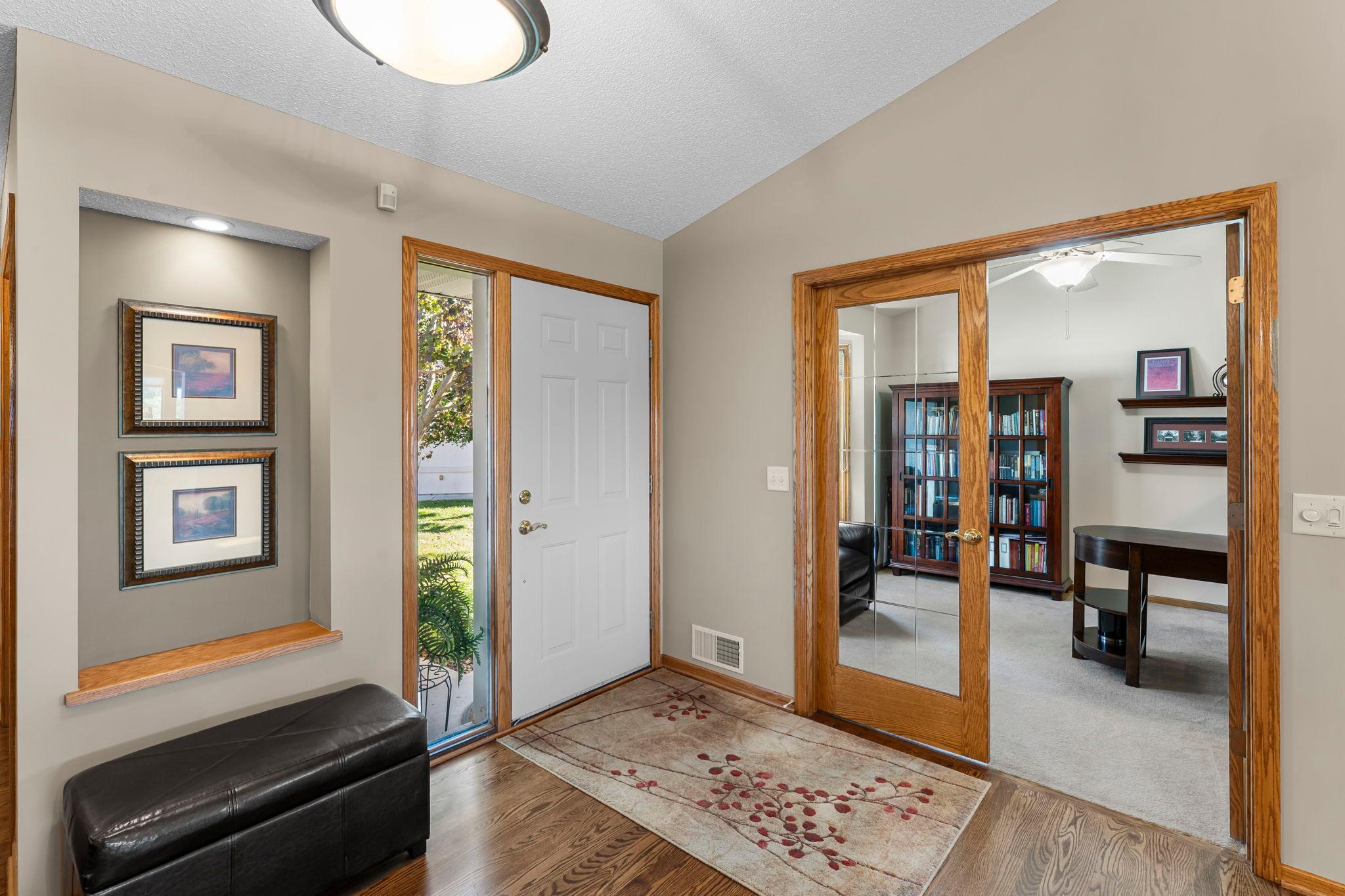 14958 Summit Circle Northwest Prior Lake, MN 55372 - Photo 5 of 66