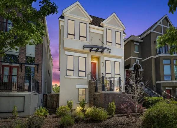 $959,998 | 3613 Crocker Drive, Sacramento, CA 95818
