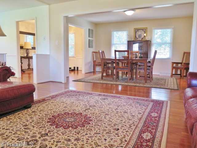 145 Barons Road Clemmons, NC 27012 - Photo 4 of 12 Den/Family/Great Room.