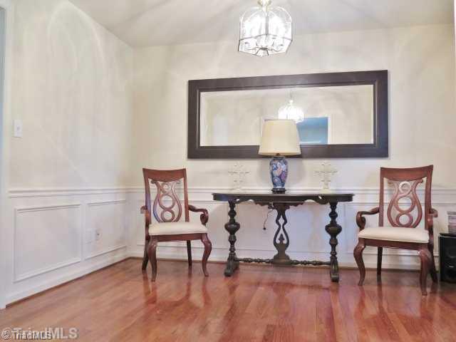 145 Barons Road Clemmons, NC 27012 - Photo 7 of 12 Executive Office/Suite.