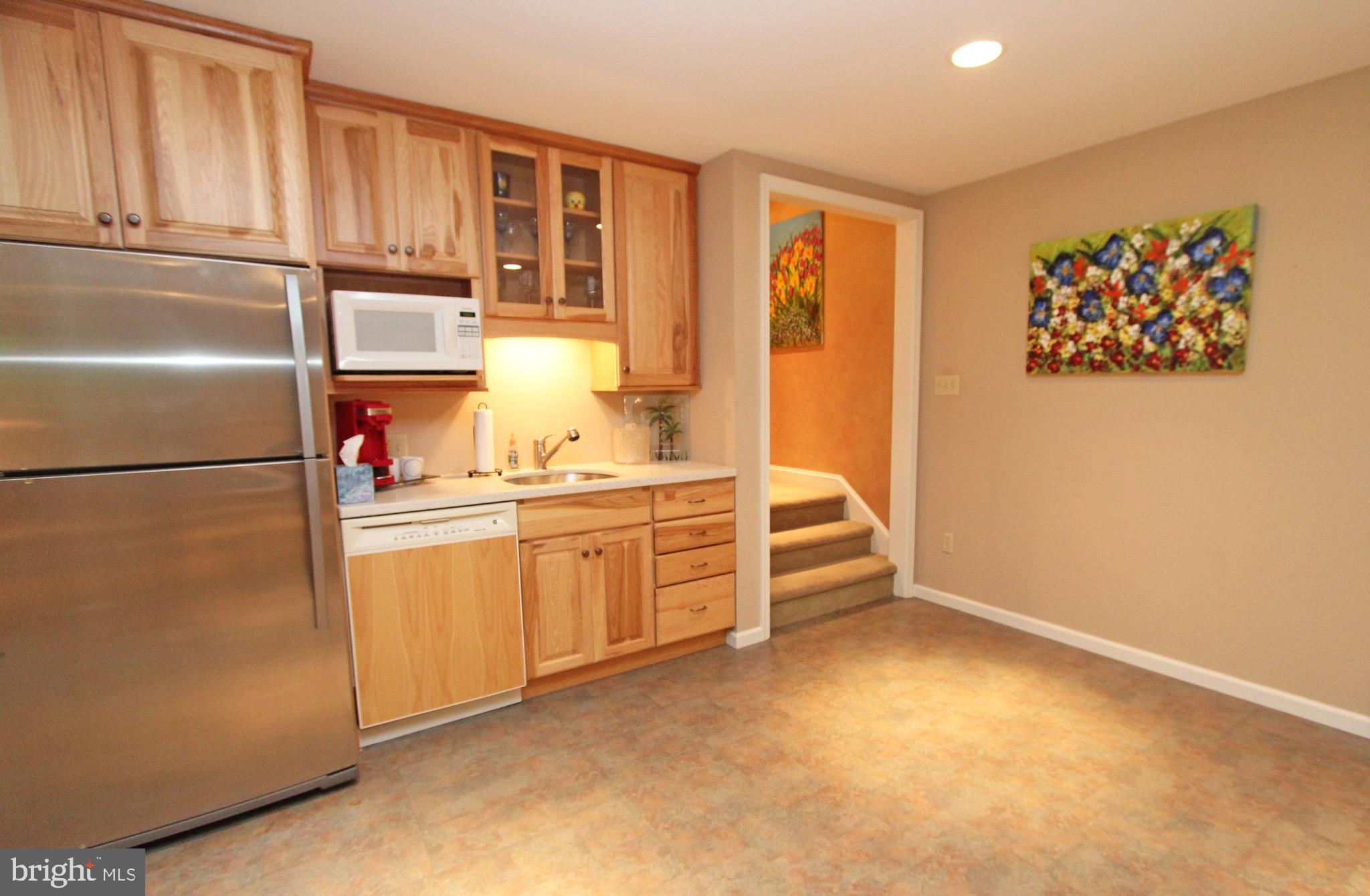 312 Julip Run Wayne, PA 19087 - Photo 41 of 60 Lower level kitchenette